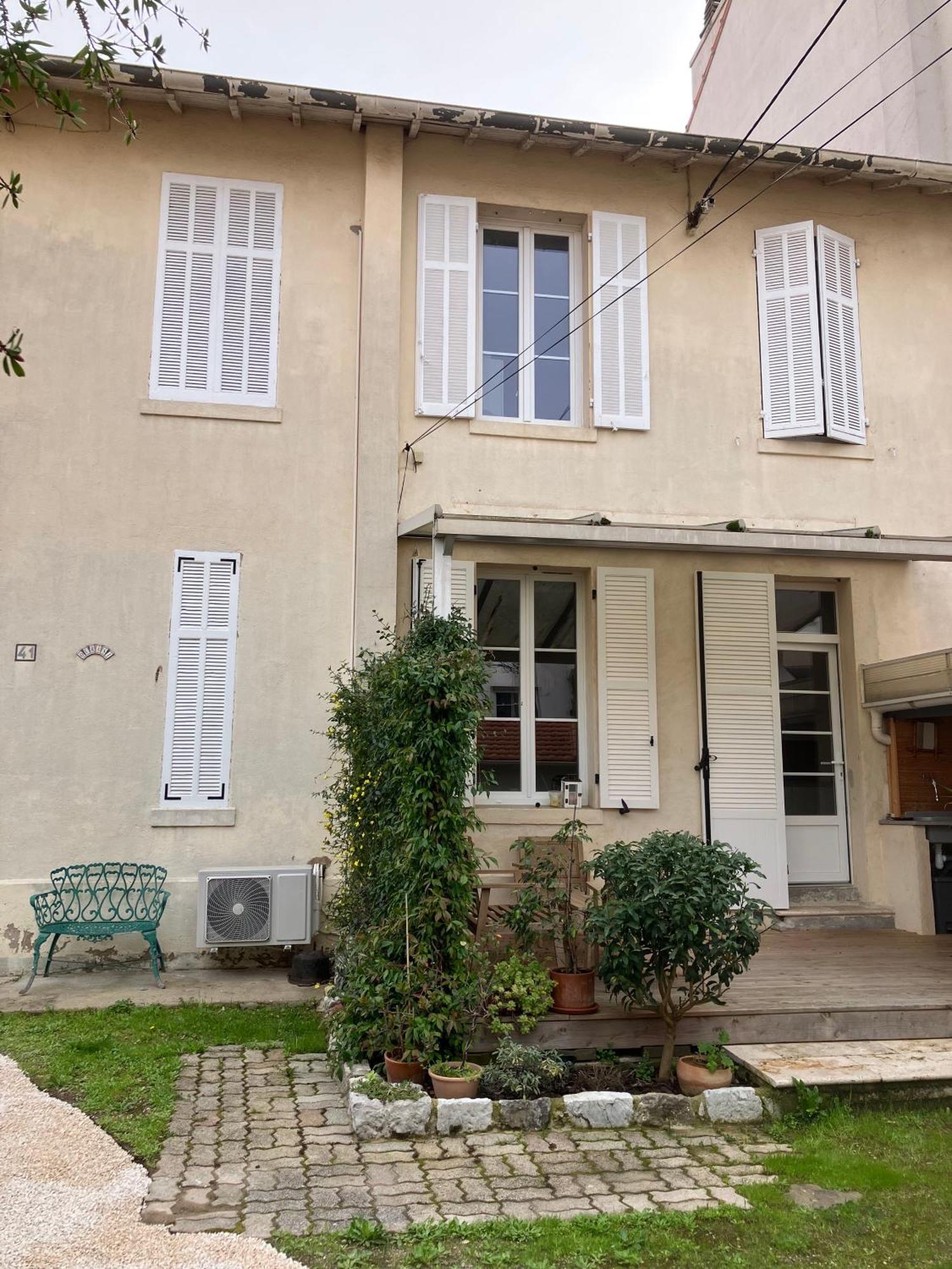 Charmant Appartement Cosy Saint-Raphael  Exterior photo